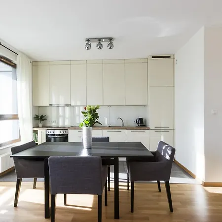 Big Apart-old Town- 3 Rooms- 10 People- Garage- Lift- New Building *