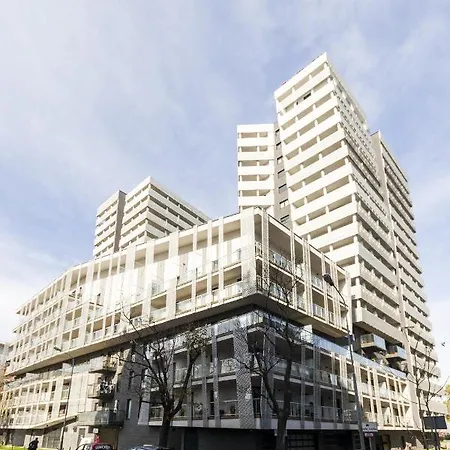 Apartment Big Apart-old Town- 3 Rooms- 10 People- Garage- Lift- New Building Breslau