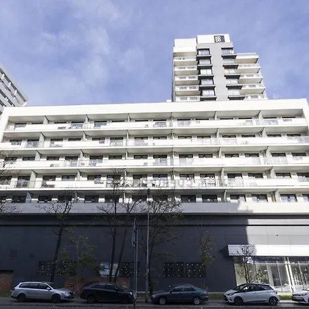 Apartment Big Apart-old Town- 3 Rooms- 10 People- Garage- Lift- New Building Breslau