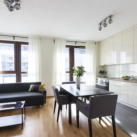 Big Apart-old Town- 3 Rooms- 10 People- Garage- Lift- New Building *